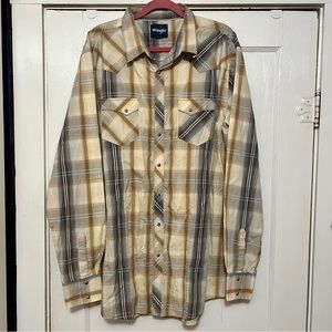 vintage pearl snap men’s wrangler shirt